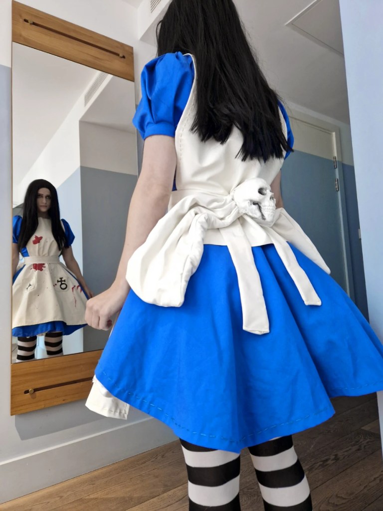 Alice Madness Returns cosplay by Shinonna